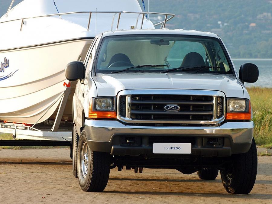 Ford F-250 Double Cab 2005 года  (ZA) (фото 1 из 11)